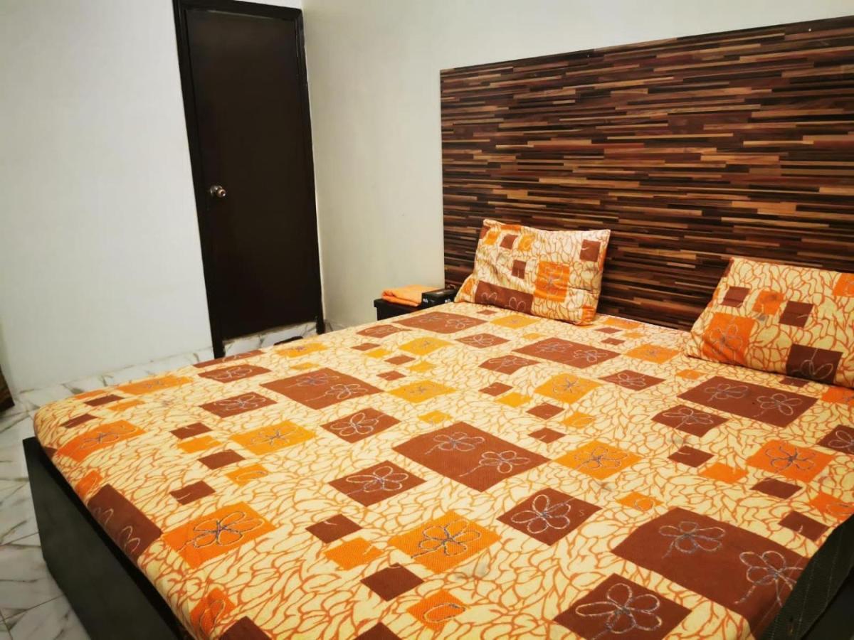 Gulshan Guest House Karaczi Zewnętrze zdjęcie