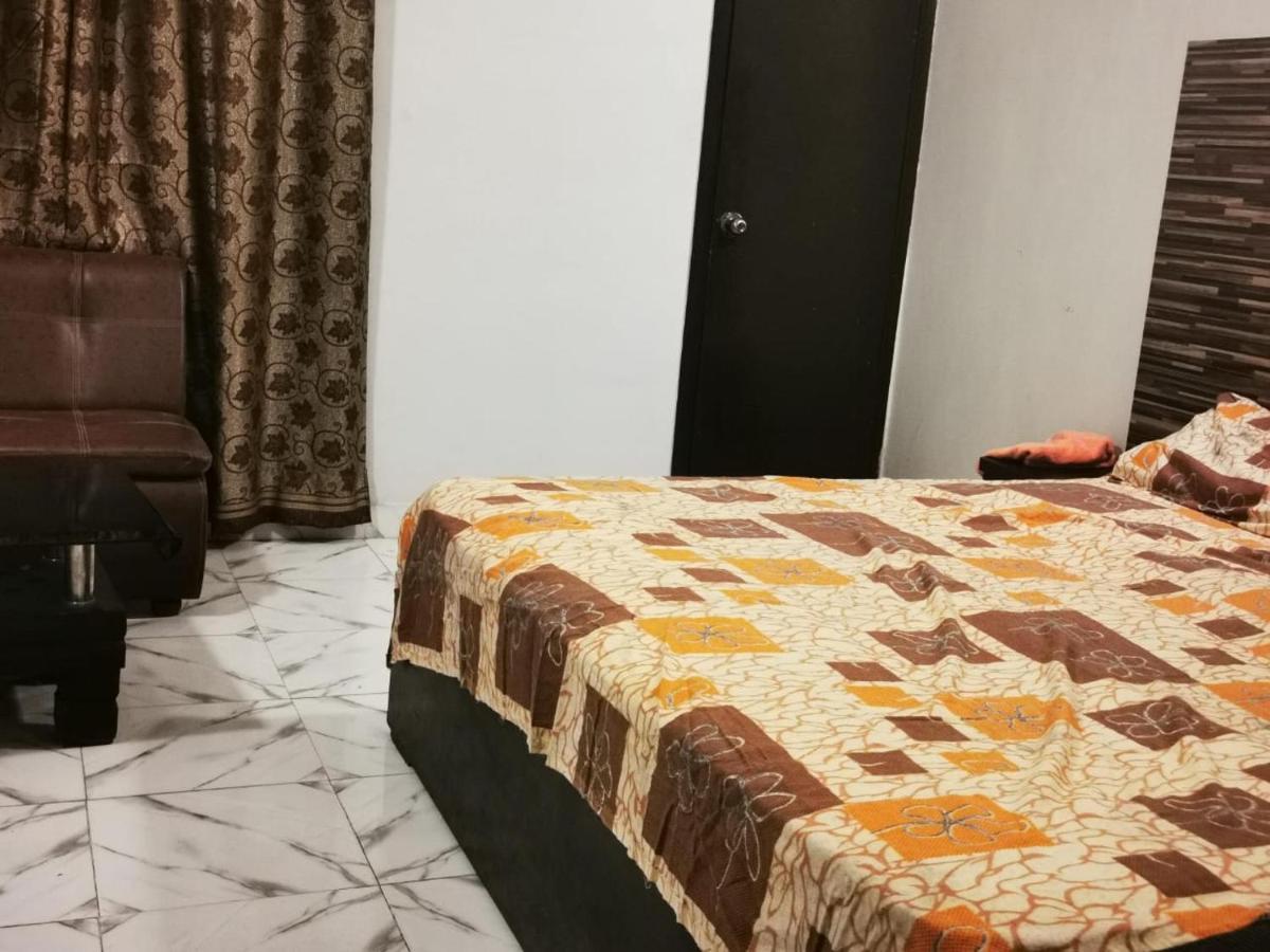 Gulshan Guest House Karaczi Zewnętrze zdjęcie