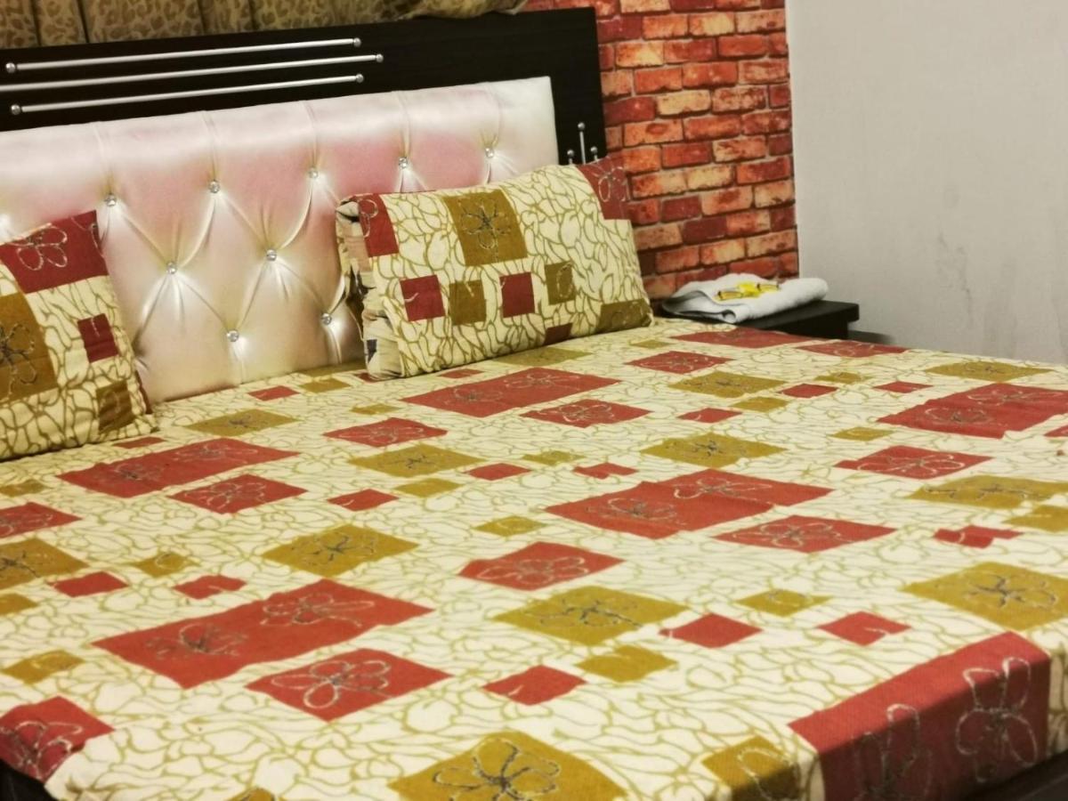 Gulshan Guest House Karaczi Zewnętrze zdjęcie