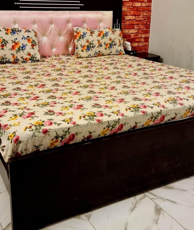 Gulshan Guest House Karaczi Zewnętrze zdjęcie