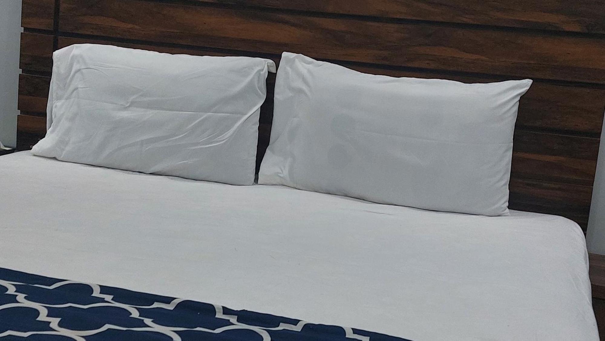 Gulshan Guest House Karaczi Zewnętrze zdjęcie